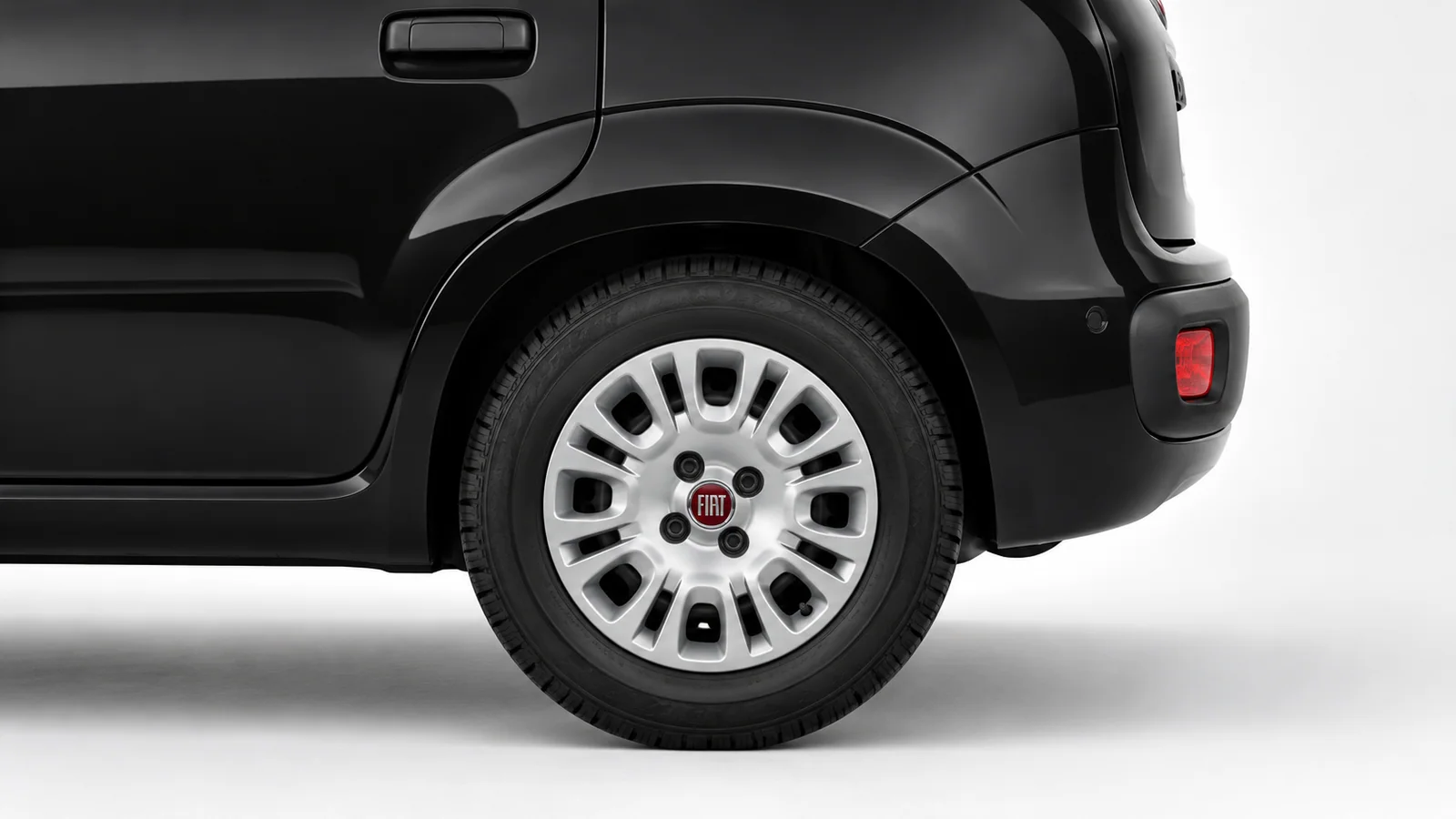 Fiat Pandina ICON Hybrid 5 posti, Nero: dettaglio dell'allestimento
