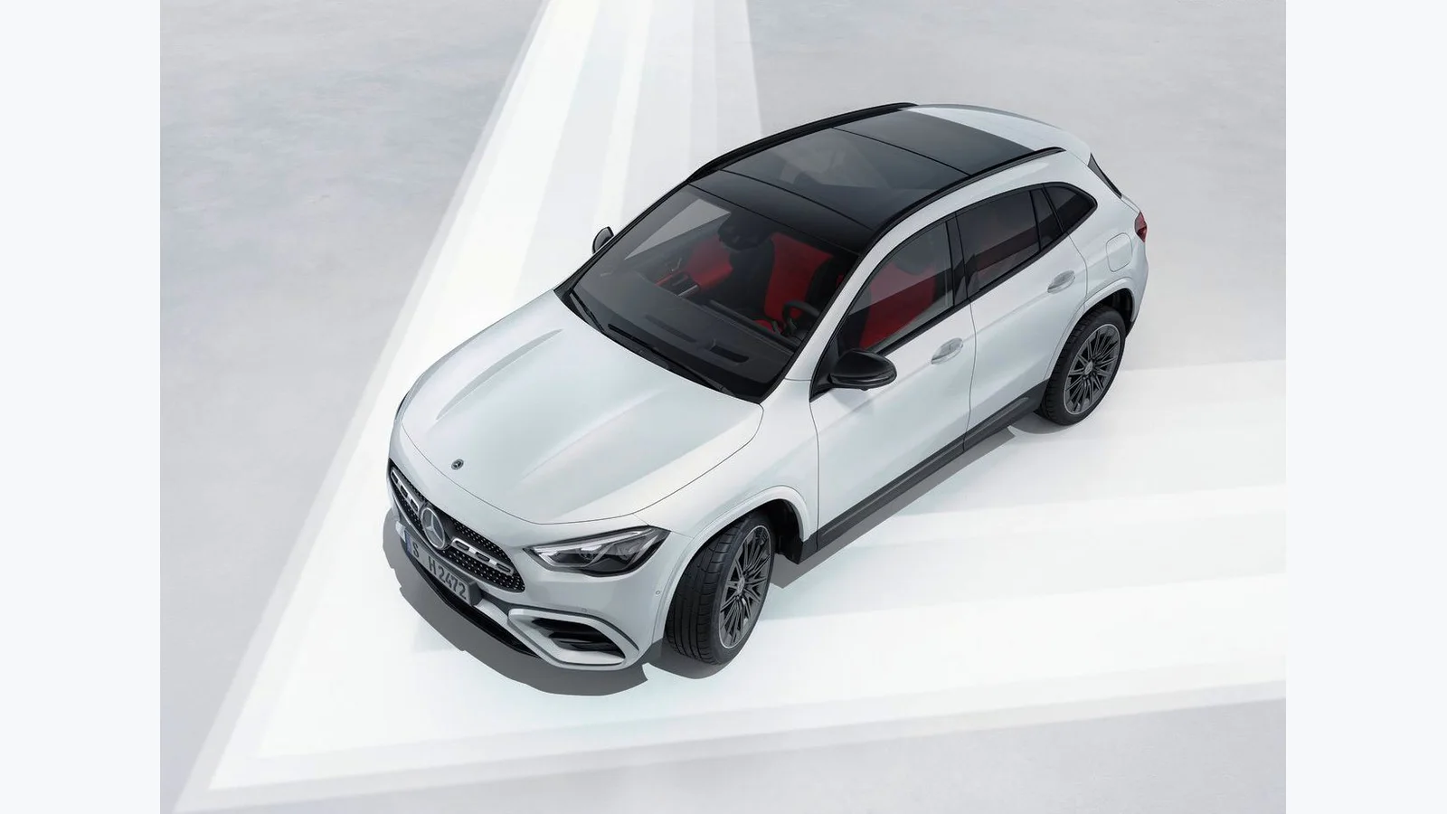 Mercedes-Benz GLA GLA 180 Bianco polare, vista laterale