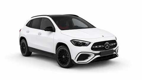 Mercedes-Benz GLA GLA 180 Bianco polare, vista anteriore tre quarti