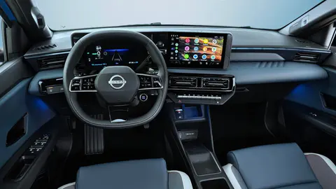 Nuova Nissan MICRA Advance Ocean Blue, plancia e infotainment