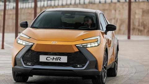 Toyota C-HR Active Super White, dettaglio esterno