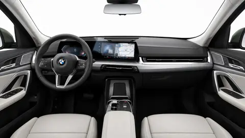 BMW X1 sDrive18i Cape York Green, plancia e infotainment