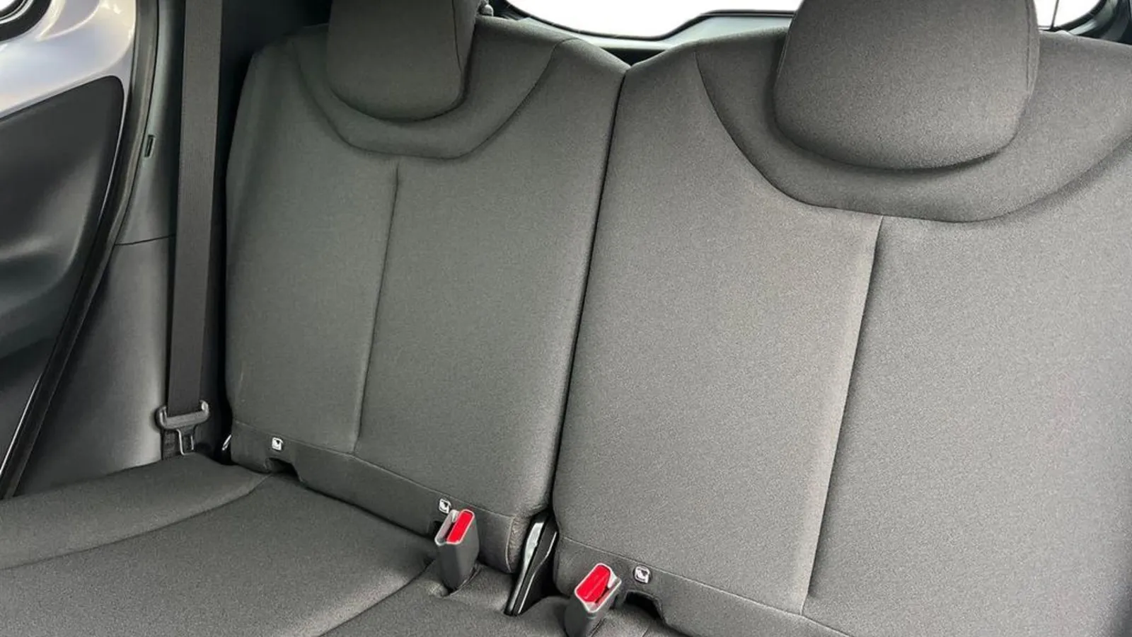Sedili posteriori Toyota Aygo X Icon Hybrid