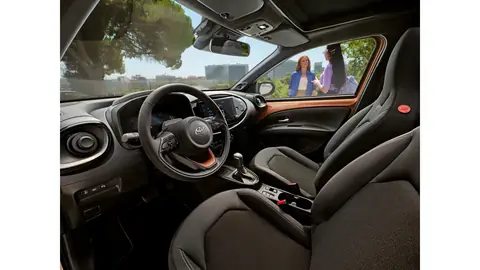 Plancia Toyota Aygo X Hybrid
