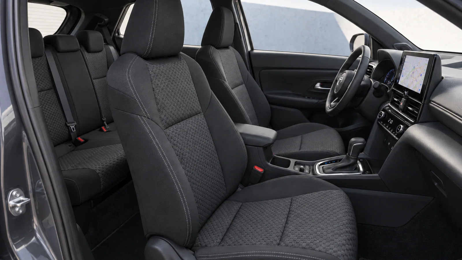 Toyota Yaris Cross 1.5 Hybrid 130 Trend, Dark Grey 1G3: sedili dell'abitacolo