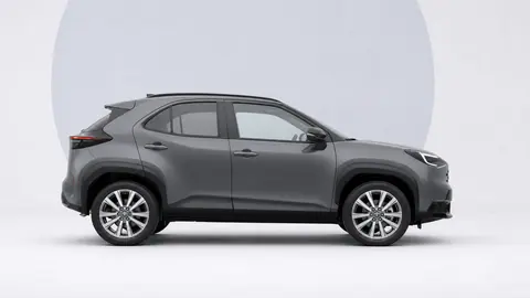 Toyota Yaris Cross Icon Storm Grey, vista laterale